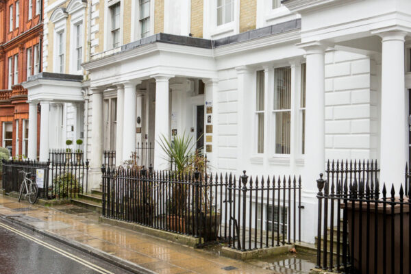 Photo of exterior of Southgate Chambers home of Hampshire Workspace